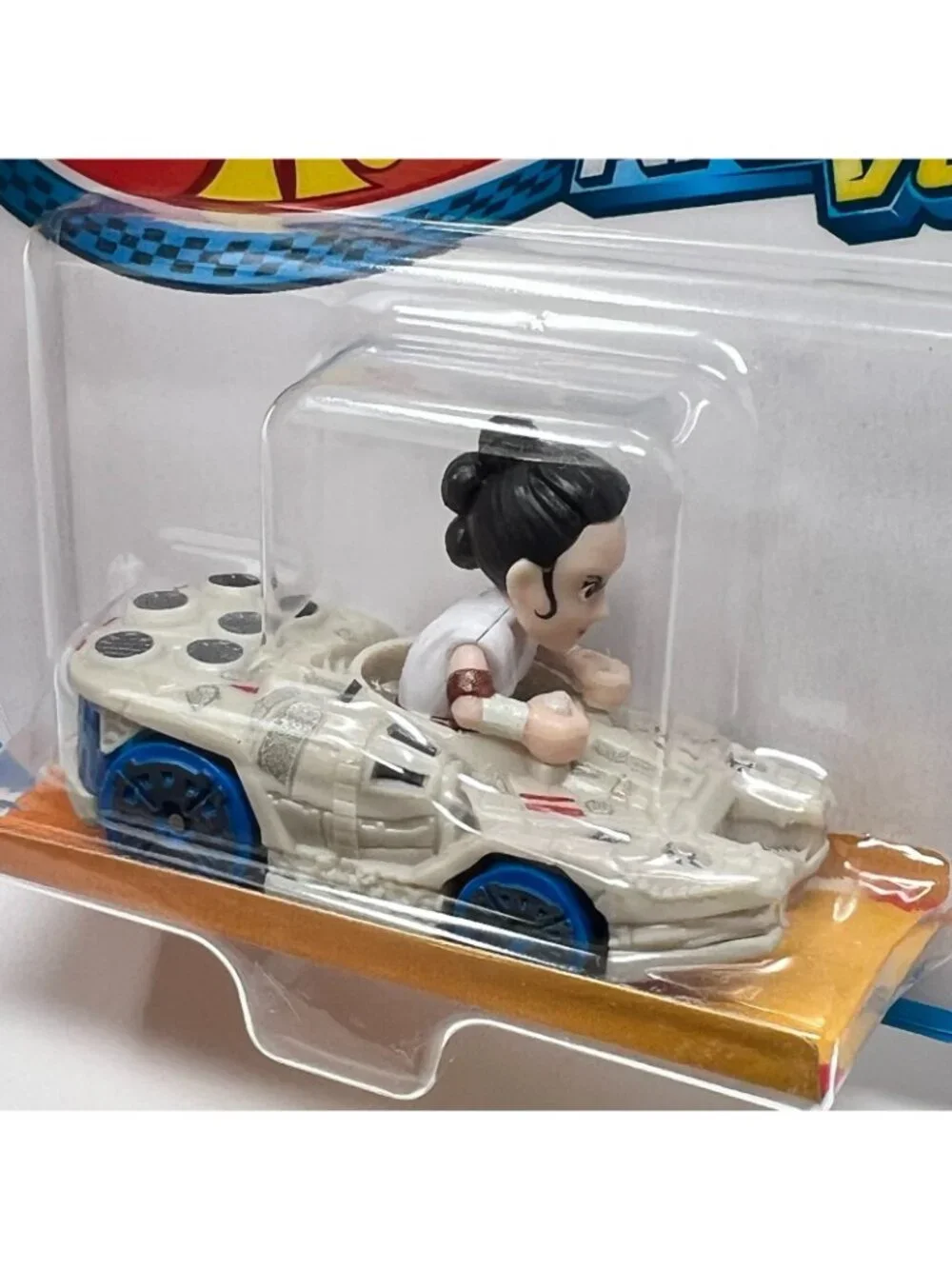 Hot Wheels 2024 Racer Verse Star Wars Rey Millennium Falcon